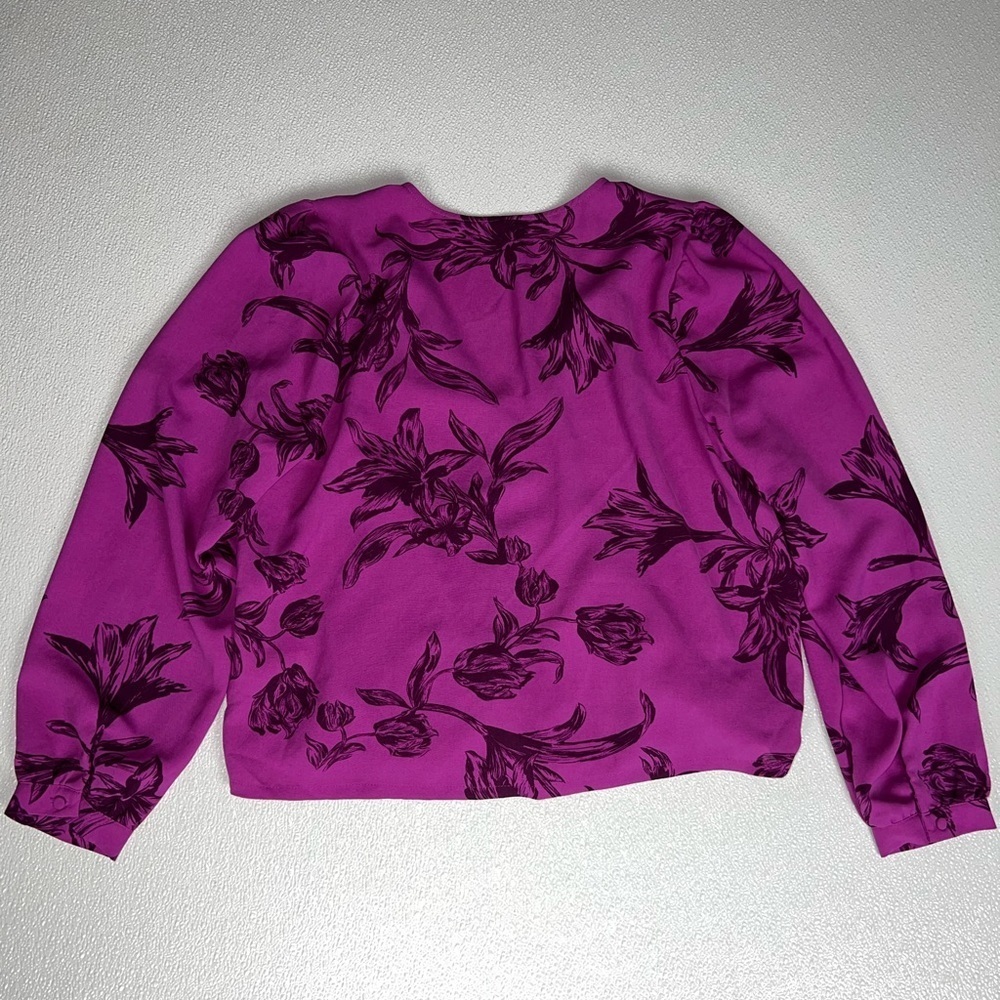 A New Day Purple Floral V Neck Puff Sleeve Wrap Top Size M - Picture 9 of 10